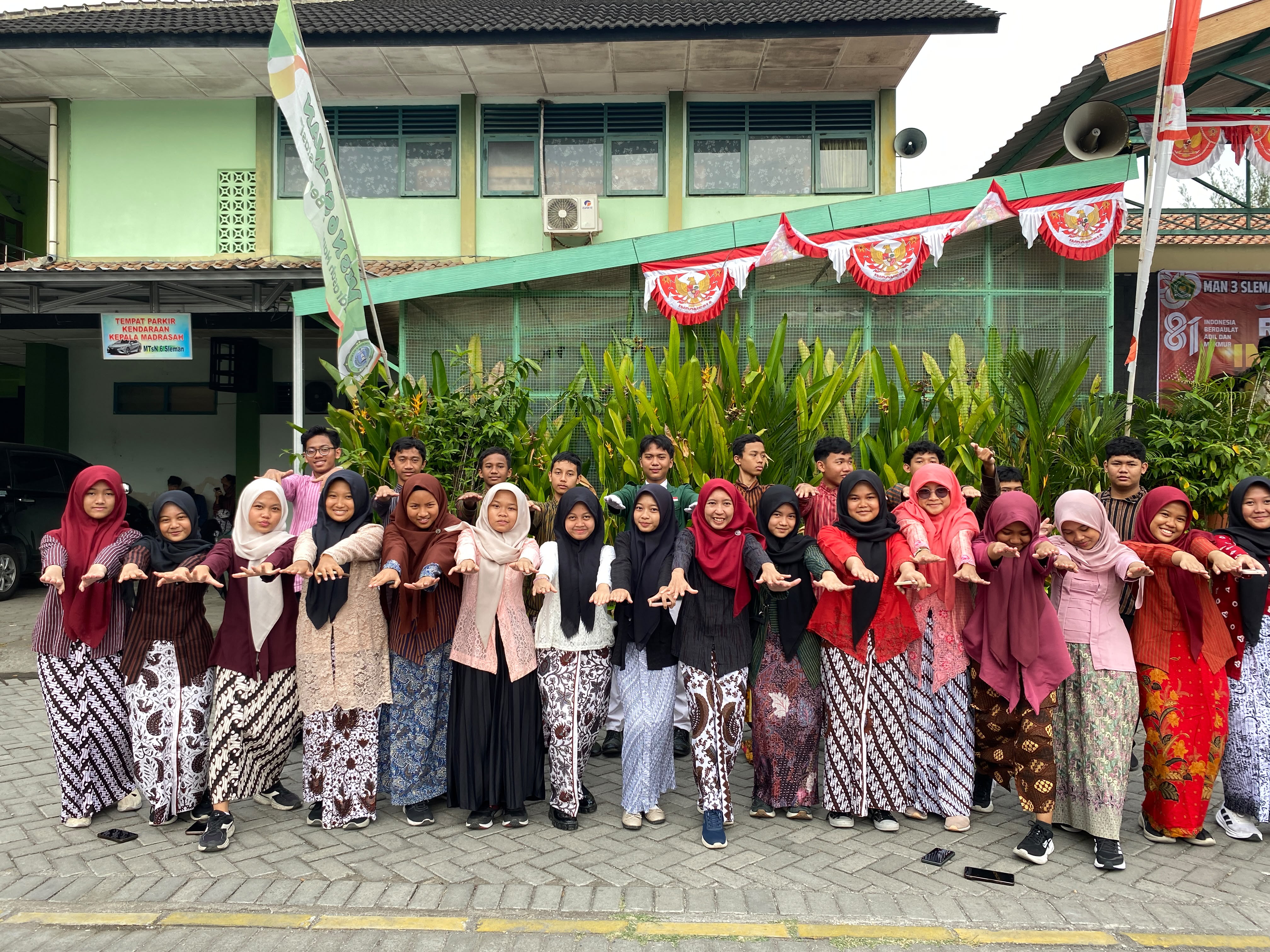 Hari Batik Nasional